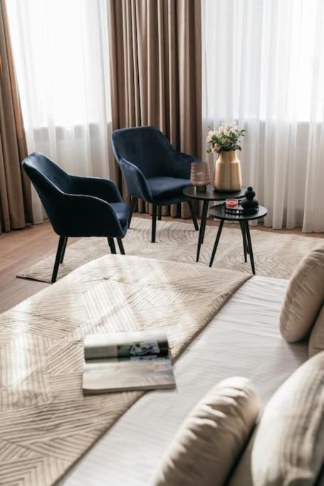 Deluxe Two-bedroom With Old Town View Kraków