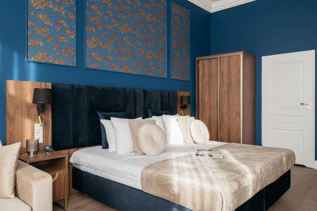 Apartament Deluxe Two-bedroom With Old Town View Kraków